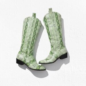 Nasty Gal Bright Green Snake Print Festival Western Cowboy Boots Size 4 UK 6 US